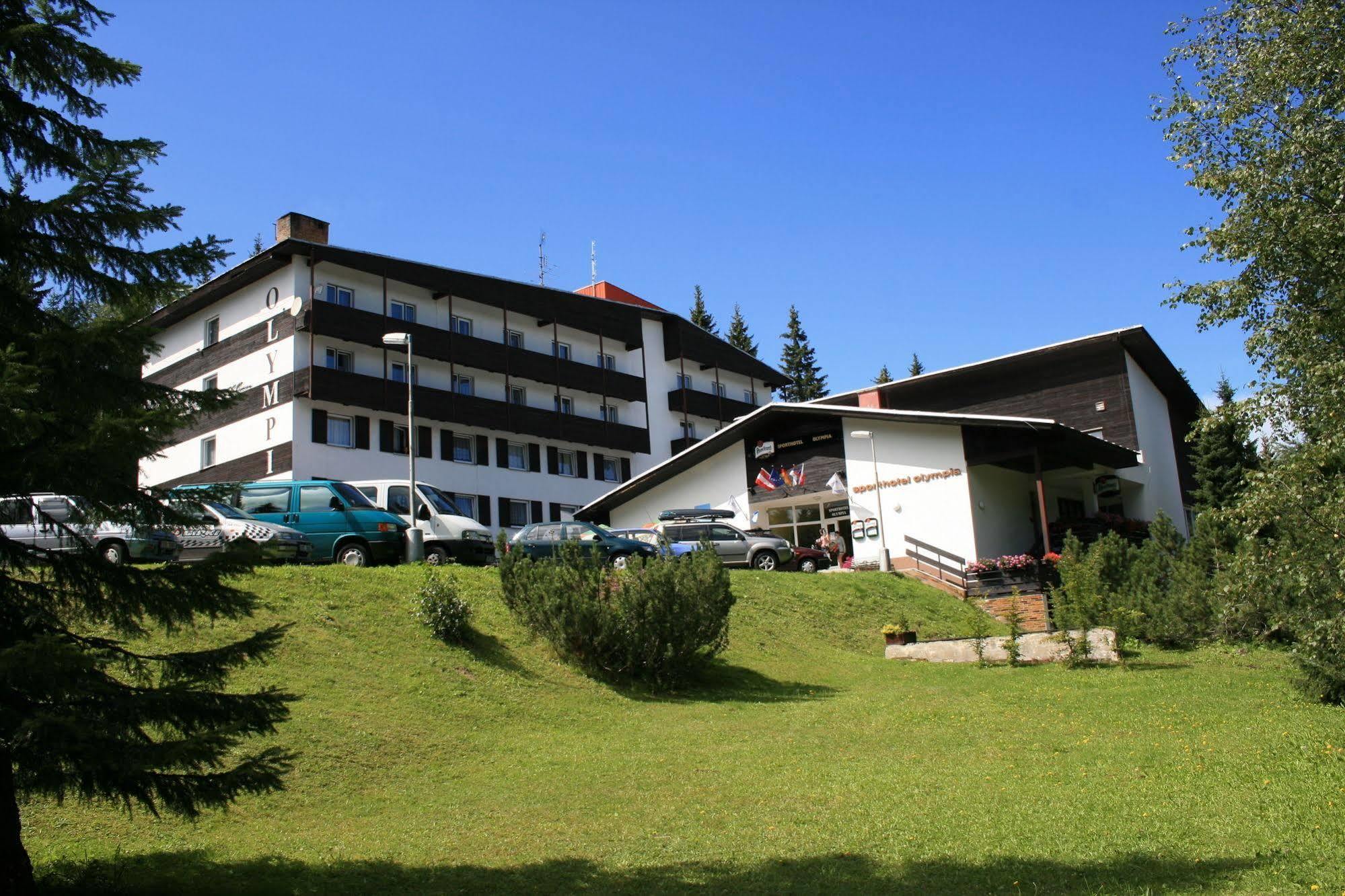 Sporthotel Olympia Stachy Dış mekan fotoğraf